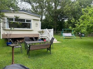 Strongate Orchard Farm stay Bridport Dorset- Jurassic Coast 10 min drive - 0
