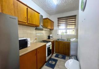 Pereybere Beach Walk Apartment With Wifi & Parking - 3