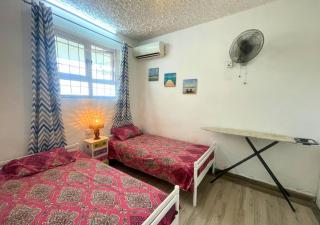 Pereybere Beach Walk Apartment With Wifi & Parking - 5