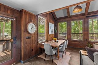 Jackson’s Urban Cabin Escape - 8