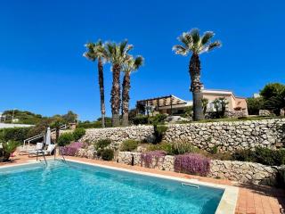 Villa Luce Exclusive Seafront Villa - 3