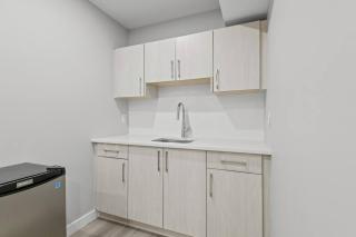 5BR Townhouse | 4 Ensuites | Near UofA, Whyte & DT - 5