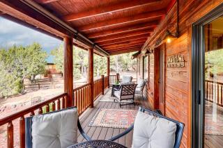 White Mountains Cabin: Near Trails & Lake Access! - 8