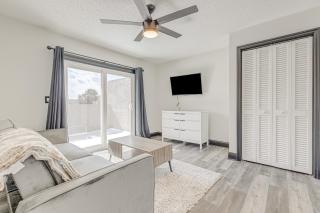 Dog friendly duplex with fenced yard, private outdoor living- AC & washer dryer - 5