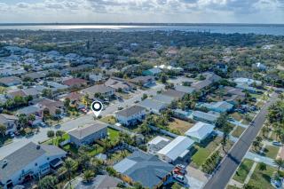 Dreamy 3BR Dog Friendly - Balcony - 5