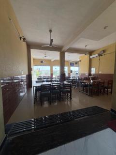 Hotel Keshav Palace - 4