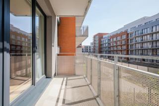 Blueground Vysočany balcony nr park PRG-107 - 7