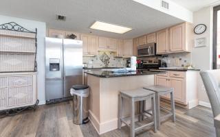 Phoenix East 2 - 2065 condo - 1