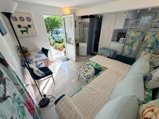 Laniakea small apartment in the house in Risan - 8