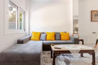 Flat by Moschato - 9
