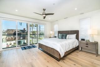 130 - 39th - Stunning 3 Story with Rooftop Deck home - 3