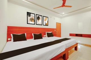 HOTEL O VARAHI GRAND - 1