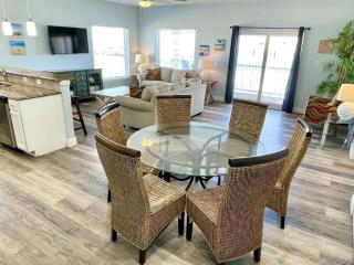Beachgate Condo Suites and Hotel 321 - 322 condo - 9