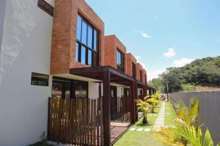 Casa com churrasqueira e piscina em Milagres - 0