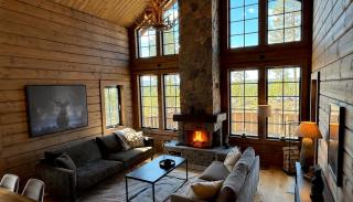 Luxury Mountain Lodge - 0