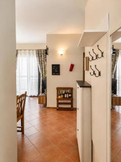MARD Living Cozy 2BR Near Beach - 3