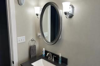 Spacious Loft - 2 Queen Beds - Fast Wifi - Smart Tv - 7