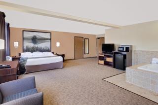 Super 8 by Wyndham Lebanon - Lebanon - 1