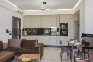 Aurelia Luxury House - 5