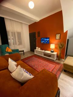 Authentic Detached House in Kusadasi City Center - 8
