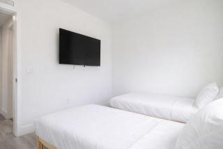 Comfortable 3BR 4 Beds Free Parking Included - 4