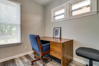 Under 1 Mi to Med Center & Midtown: Detroit Apt - 6