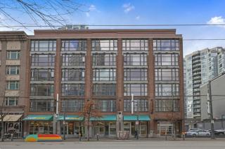 Vancouver downtown one bedroom and den apartment - 8