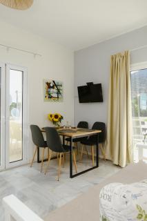 Dialinas Apartments - 8