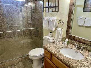 Beachgate Condo Suites and Hotel 331 - 332 condo - 4