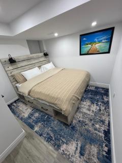 Luxury Guest Suite - 0