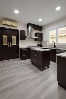 Cozy 2Bedroom Apartment in Victoria Island, Oniru - 7