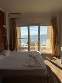 Blumont aparthotel durres - 9