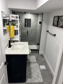 Luxury Guest Suite - 8