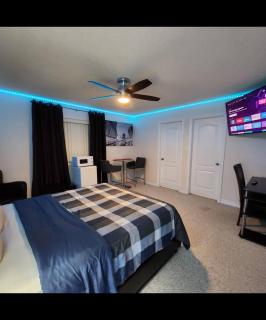 Platinum Staycation suite parking - 0