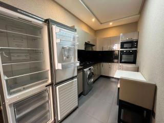 Modern apartment 50 m from the beach, secure - 1