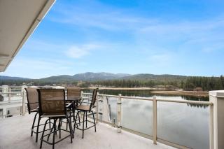 Riverside Condo - Gorgeous Spokane River View - 9