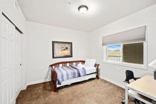 Riverside Condo - Gorgeous Spokane River View - 2