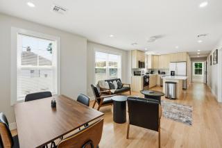 Five75 Lux Prov PC - Suite 1 - 1