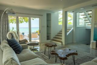 Luxury House On The Beach in The Charming South Sound - 5