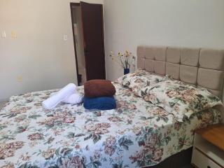 Casa charmosa, e bem localizada - 6