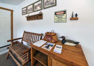 Creekside Cabin - Quiet Cabin 23 Minutes from Town - 1