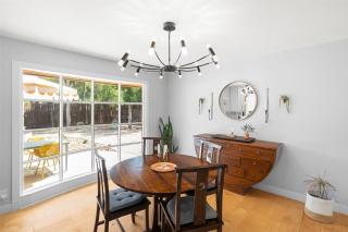 5BR Group Retreat w/ Pool in Austin, 4 Mi to Dtwn - 6