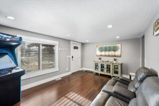 Dalton Garden Escape - 8 minutes from Hayden Lake - 8