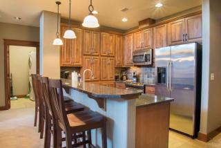 Village View at Riverstone - Luxury Condo - 9