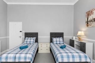 Spacious two bedroom flat in Lansdowne - 5