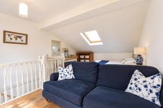 Garden room, central Winchester - 8