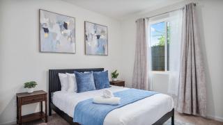 Visalia Modern Home - 9