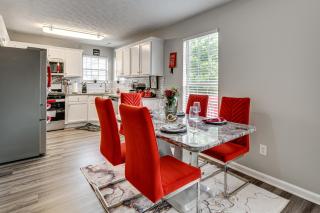 Family-Friendly Home w/ Yard in Locust Grove! - 3