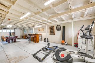 Private + Secluded: 2BR Vancouver Home w/ Fire Pit - 9