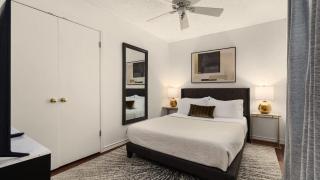 Quiet 2BR Near UT - Just 6 Min to Downtown - 8